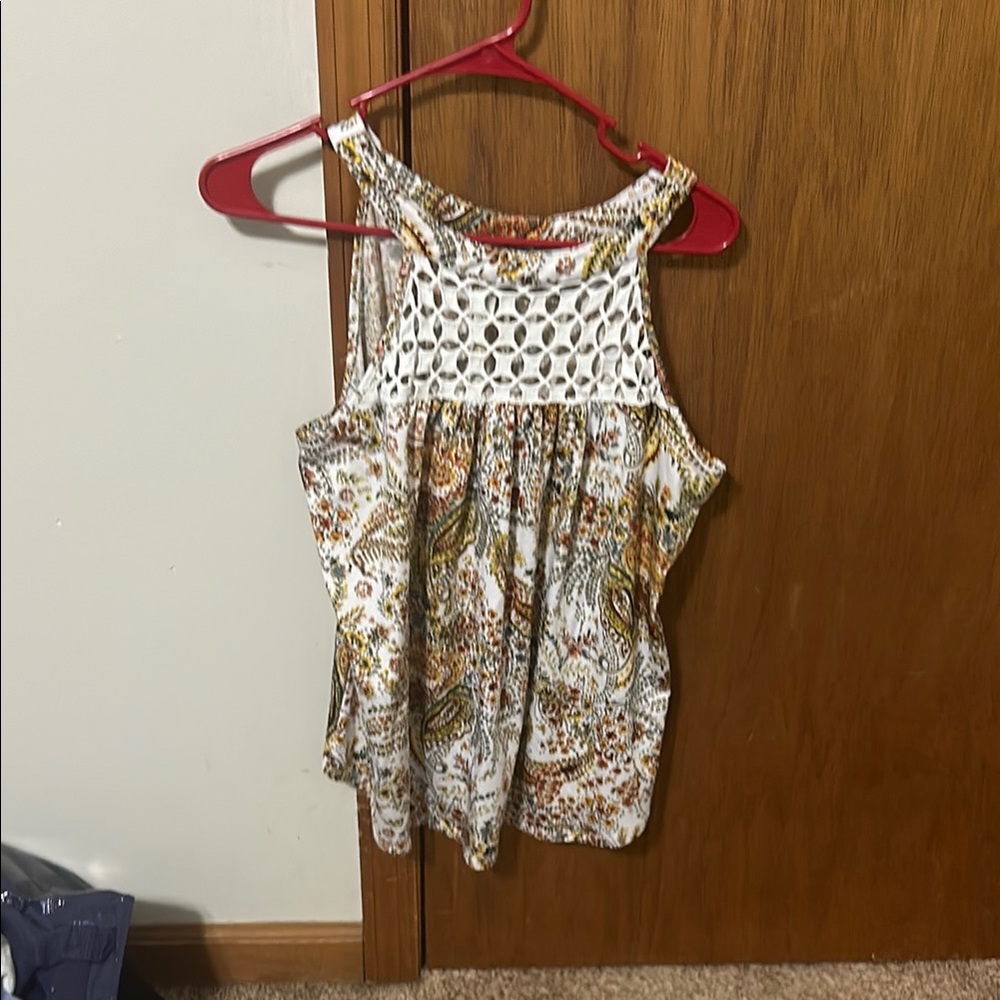 PerSeption Concept Cream Cropped Relaxed Tank Top